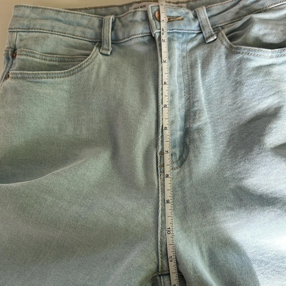 Stradivarius Mom Slim Jeans Size 6
